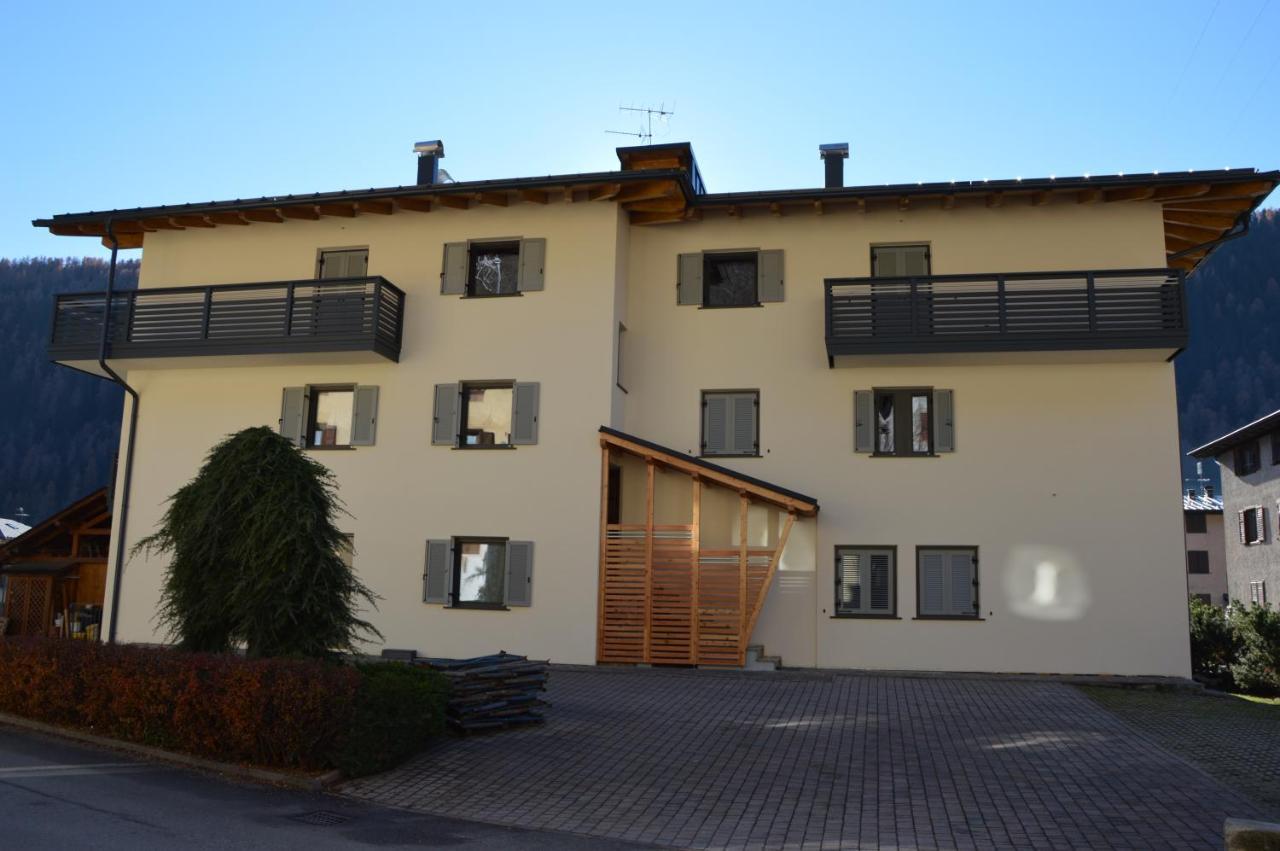 Casa Olivati Apartment Pellizzano Bagian luar foto